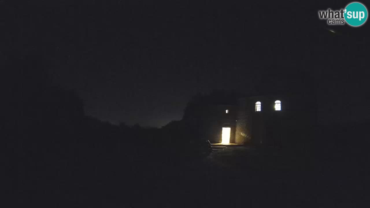 Višnjan Observatory Webcam: Gaze into the Cosmos from Istria, Croatia