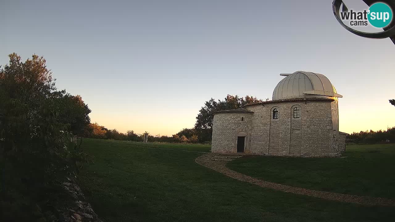 Webcam de l’Observatoire de Višnjan: Plongez dans le cosmos depuis l’Istrie, Croatie