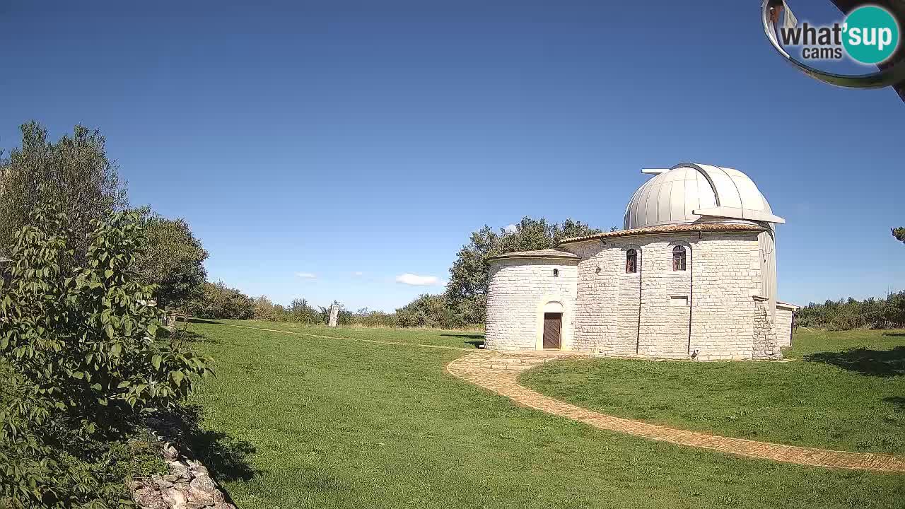Webcam de l’Observatoire de Višnjan: Plongez dans le cosmos depuis l’Istrie, Croatie