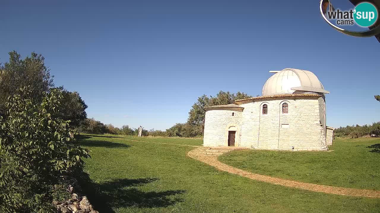 Višnjan Observatory Webcam: Gaze into the Cosmos from Istria, Croatia