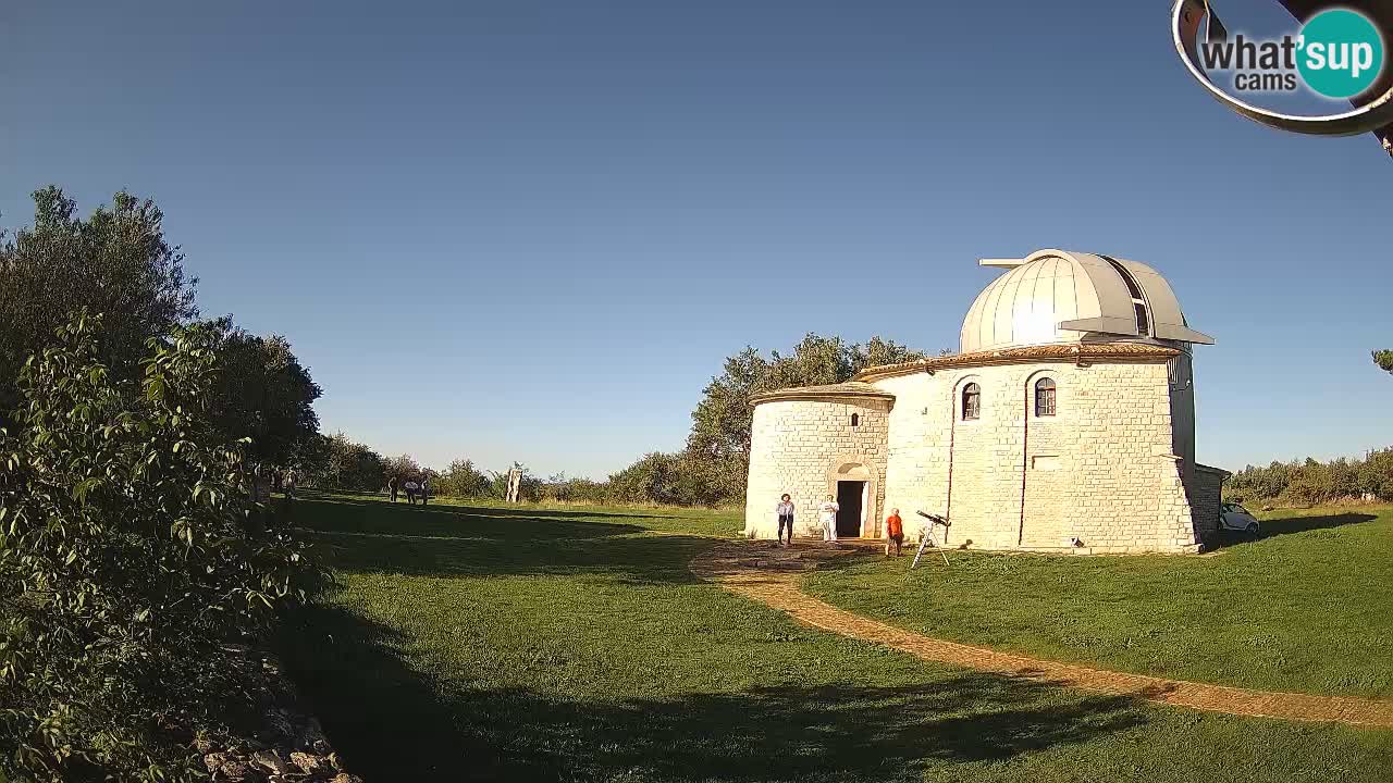 Višnjanska observatorijska spletna kamera: Opazujte vesolje iz Istre, Hrvaška