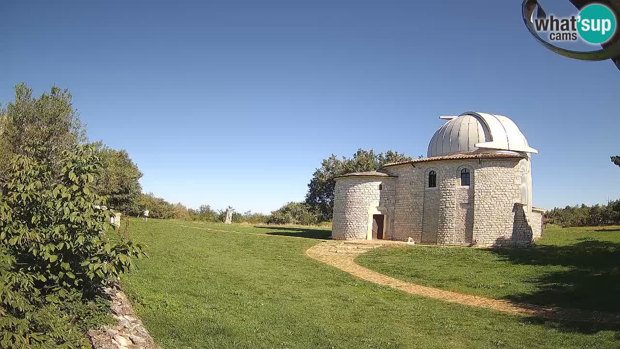 Webcam de l’Observatoire de Višnjan: Plongez dans le cosmos depuis l’Istrie, Croatie