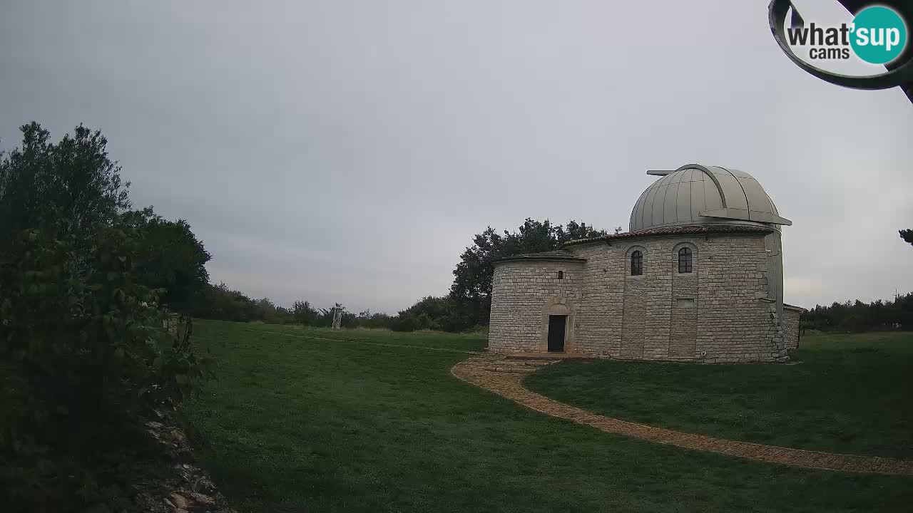 Višnjan Observatory Webcam: Gaze into the Cosmos from Istria, Croatia