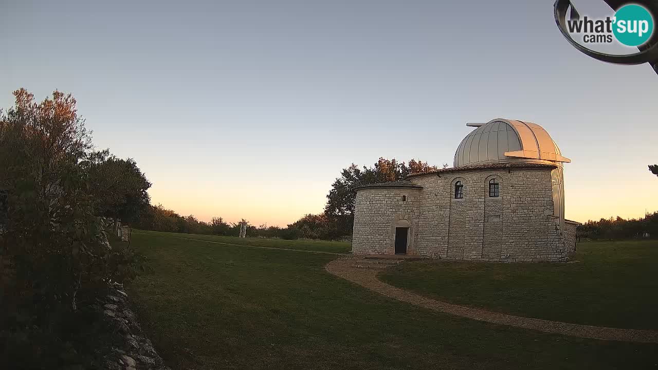 Webcam del Observatorio de Višnjan: Contempla el cosmos desde Istria, Croacia