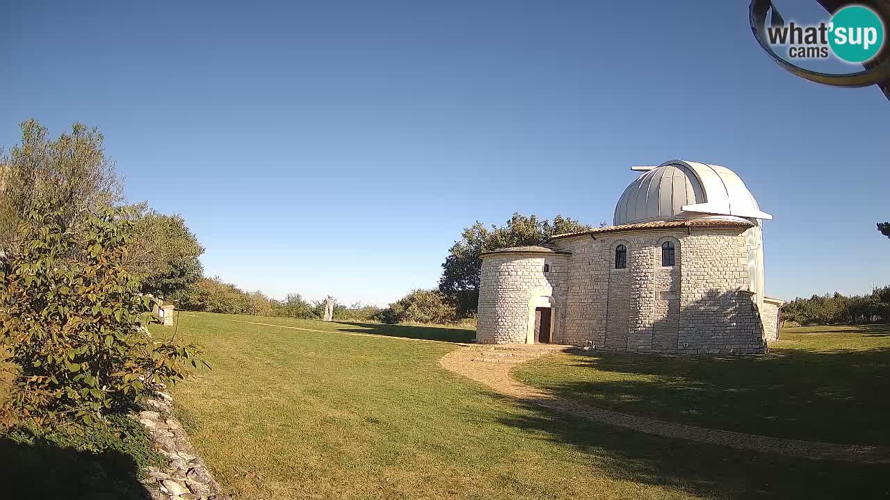 Višnjan Observatory Webcam: Gaze into the Cosmos from Istria, Croatia