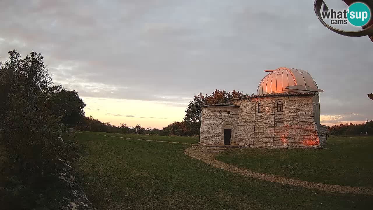 Webcam del Observatorio de Višnjan: Contempla el cosmos desde Istria, Croacia