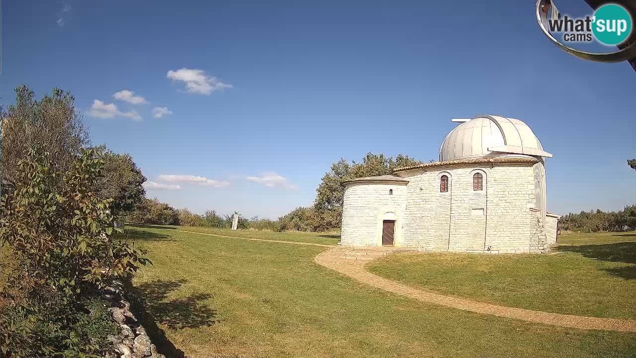 Višnjan Observatory Webcam: Gaze into the Cosmos from Istria, Croatia