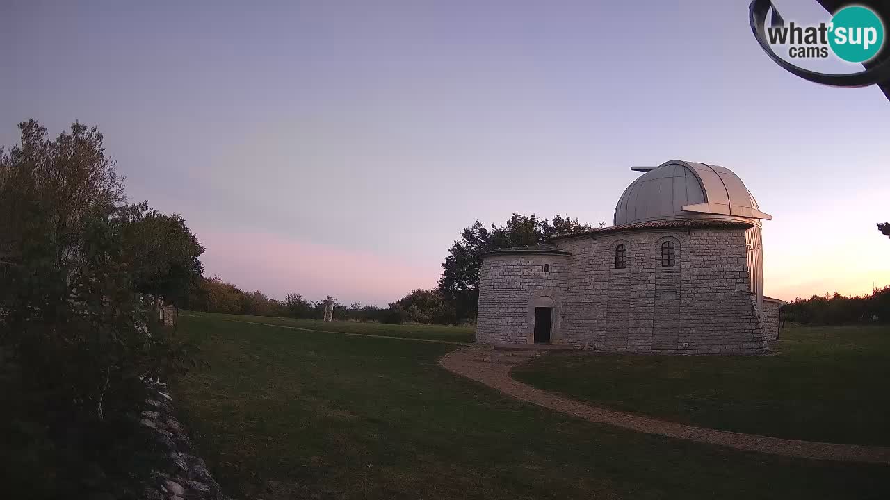 Webcam del Observatorio de Višnjan: Contempla el cosmos desde Istria, Croacia