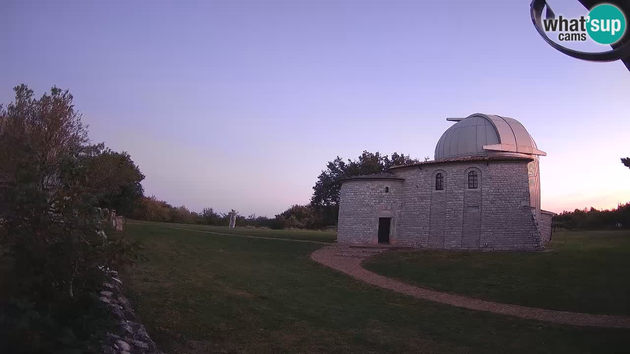 Višnjan Observatory Webcam: Gaze into the Cosmos from Istria, Croatia