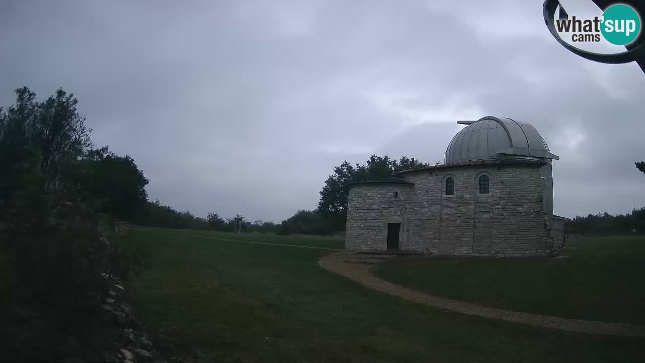 Višnjan Observatory Webcam: Gaze into the Cosmos from Istria, Croatia
