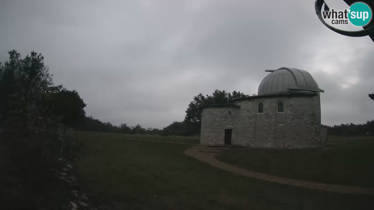 Višnjanska observatorijska spletna kamera: Opazujte vesolje iz Istre, Hrvaška
