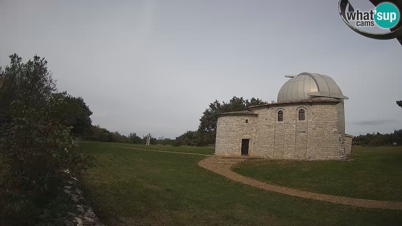 Višnjan Observatory Webcam: Gaze into the Cosmos from Istria, Croatia