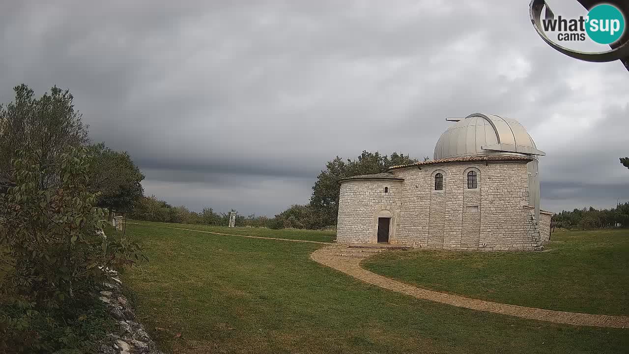 Višnjan Observatory Webcam: Gaze into the Cosmos from Istria, Croatia