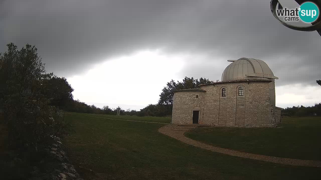 Webcam de l’Observatoire de Višnjan: Plongez dans le cosmos depuis l’Istrie, Croatie