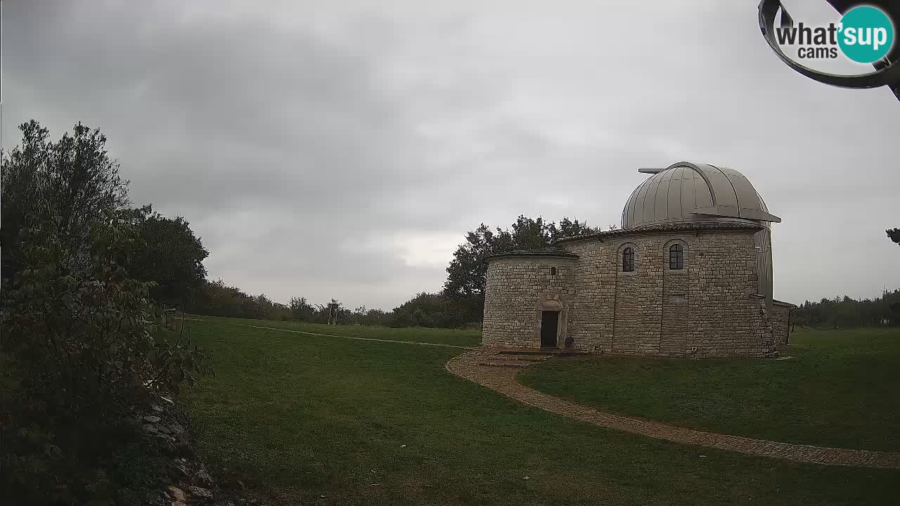 Višnjan Observatory Webcam: Gaze into the Cosmos from Istria, Croatia