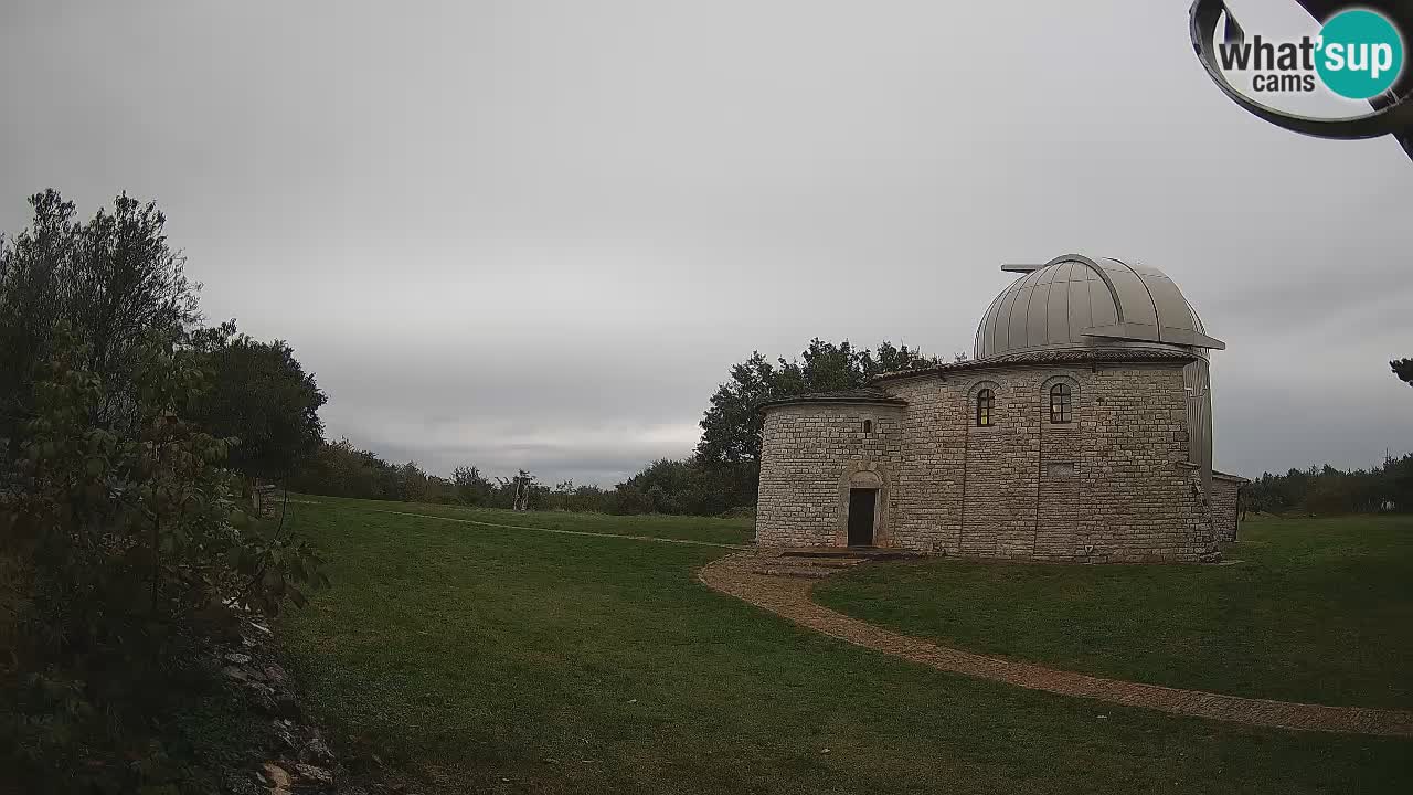 Webcam de l’Observatoire de Višnjan: Plongez dans le cosmos depuis l’Istrie, Croatie