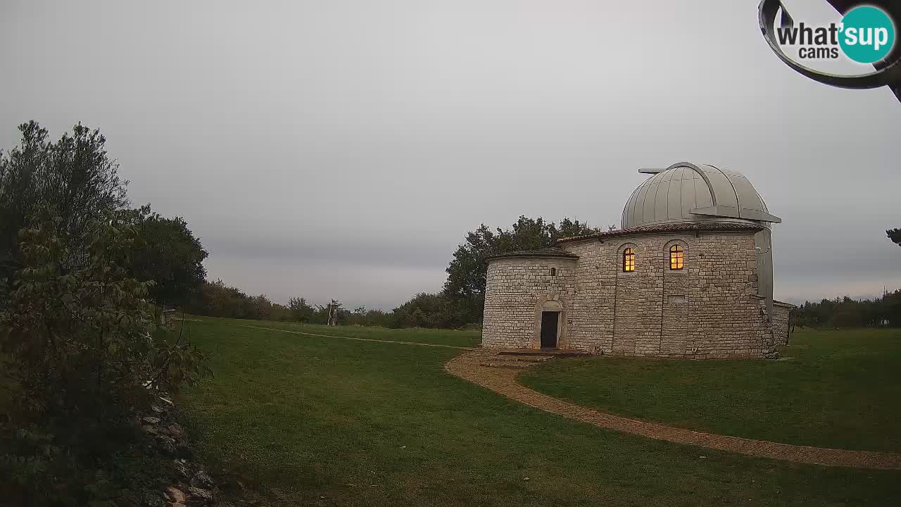Višnjan Observatory Webcam: Gaze into the Cosmos from Istria, Croatia