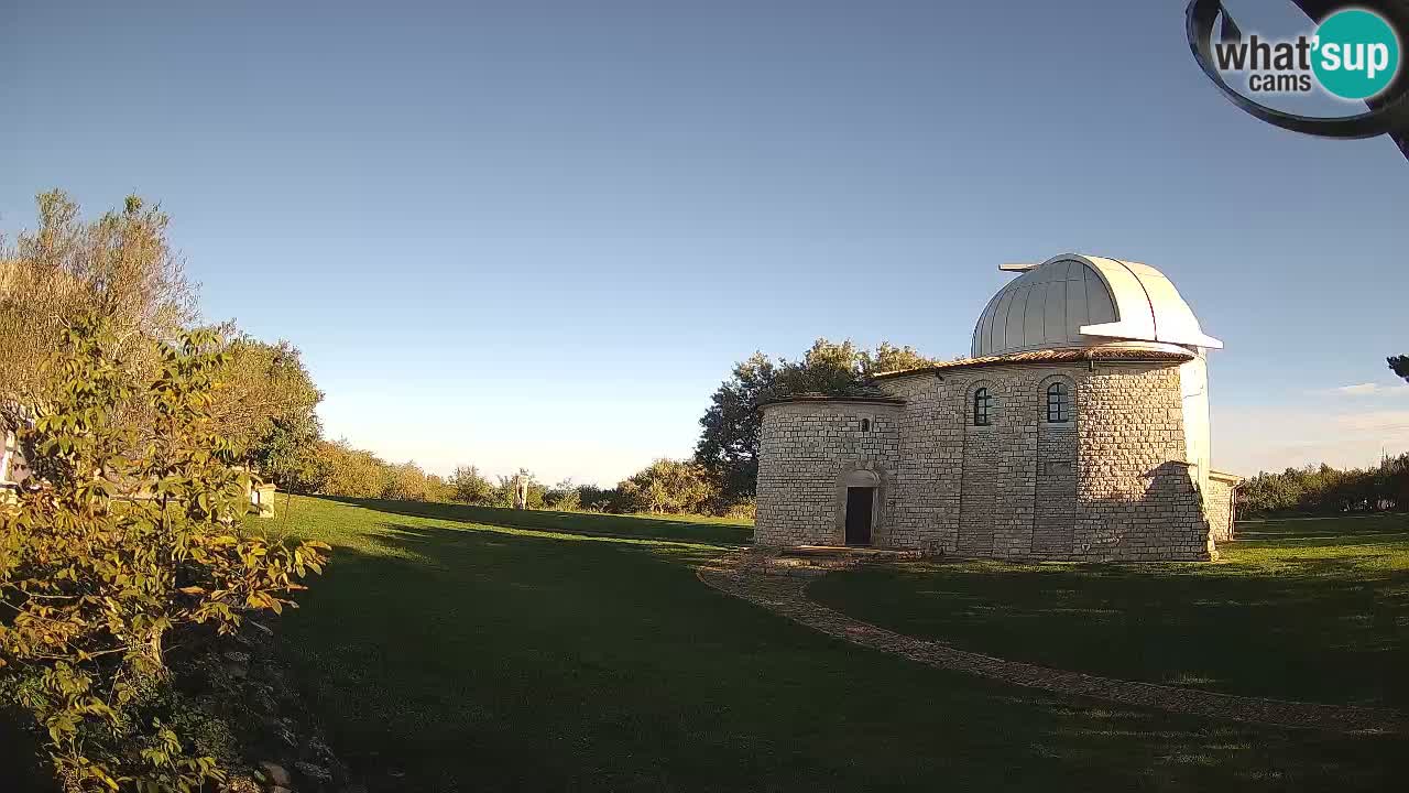 Višnjan Observatory Webcam: Gaze into the Cosmos from Istria, Croatia