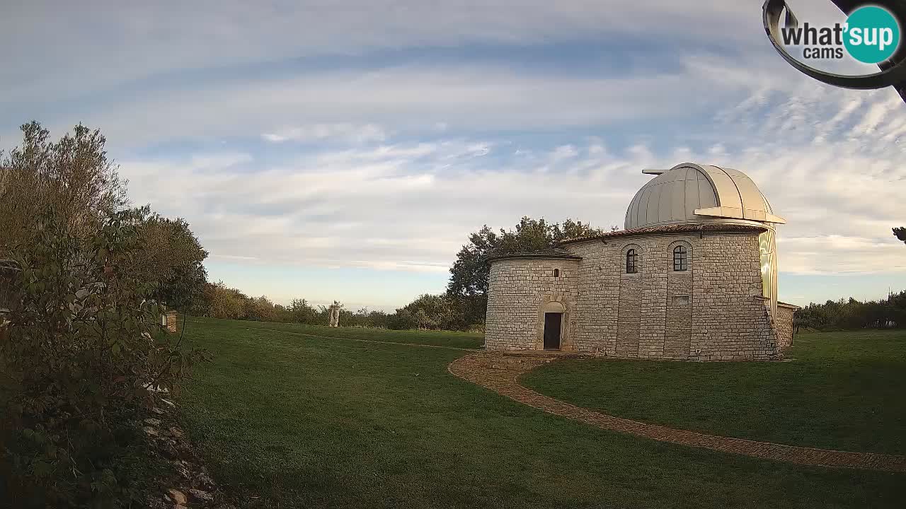 Višnjan Observatory Webcam: Gaze into the Cosmos from Istria, Croatia