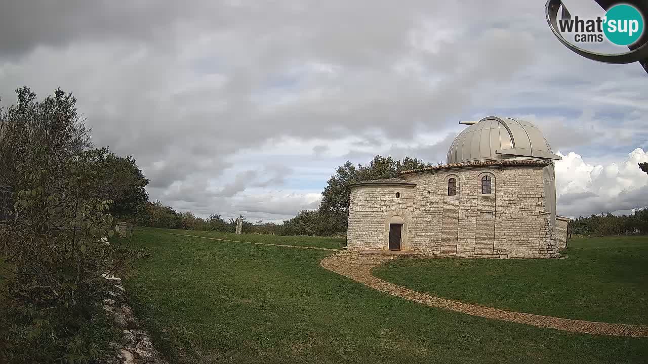 Višnjan Observatory Webcam: Gaze into the Cosmos from Istria, Croatia