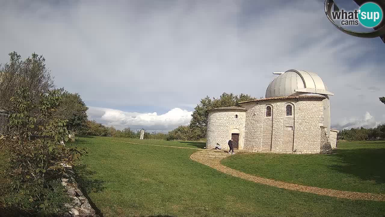 Višnjanska observatorijska spletna kamera: Opazujte vesolje iz Istre, Hrvaška