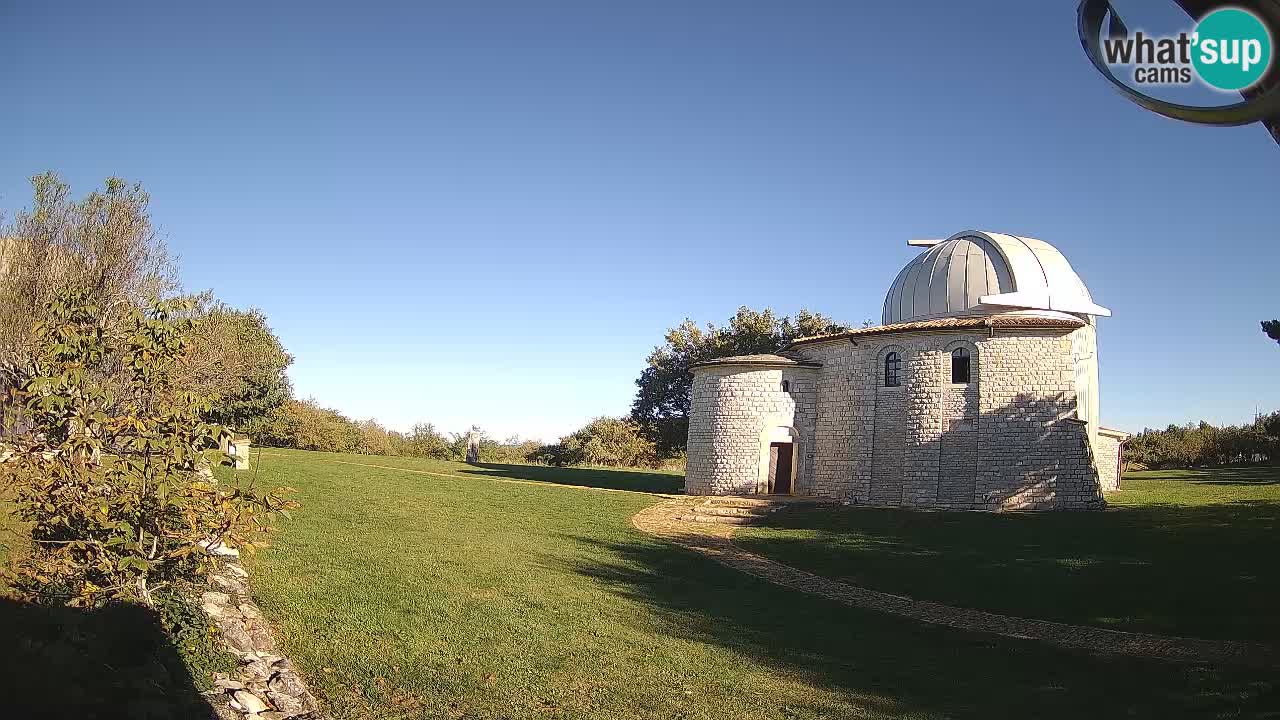 Višnjan Observatory Webcam: Gaze into the Cosmos from Istria, Croatia