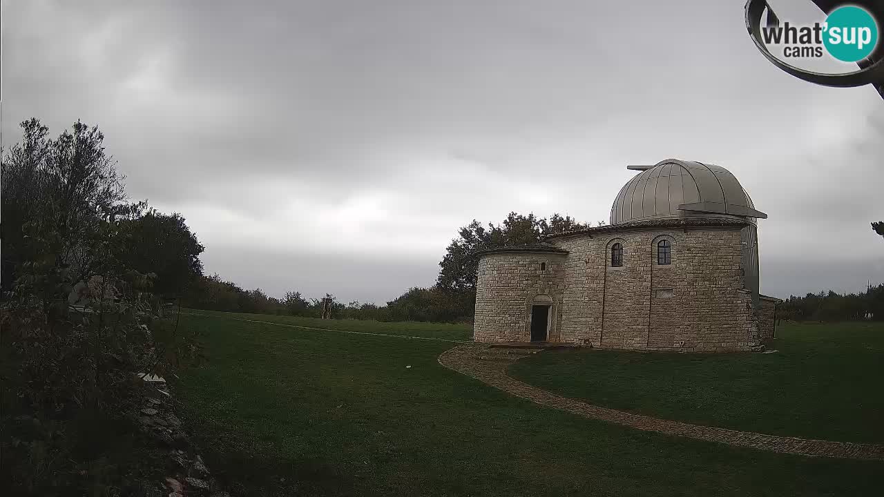 Višnjanska observatorijska spletna kamera: Opazujte vesolje iz Istre, Hrvaška