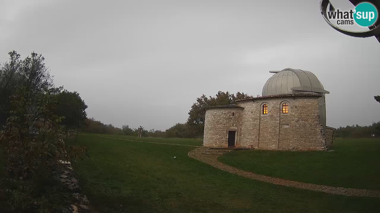 Višnjan Observatory Webcam: Gaze into the Cosmos from Istria, Croatia