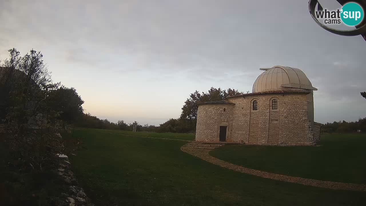 Višnjanska observatorijska spletna kamera: Opazujte vesolje iz Istre, Hrvaška