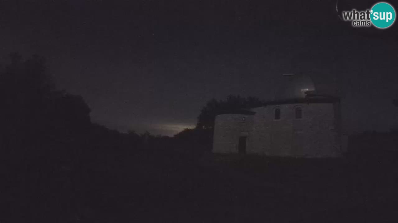 Višnjan Observatory Webcam: Gaze into the Cosmos from Istria, Croatia