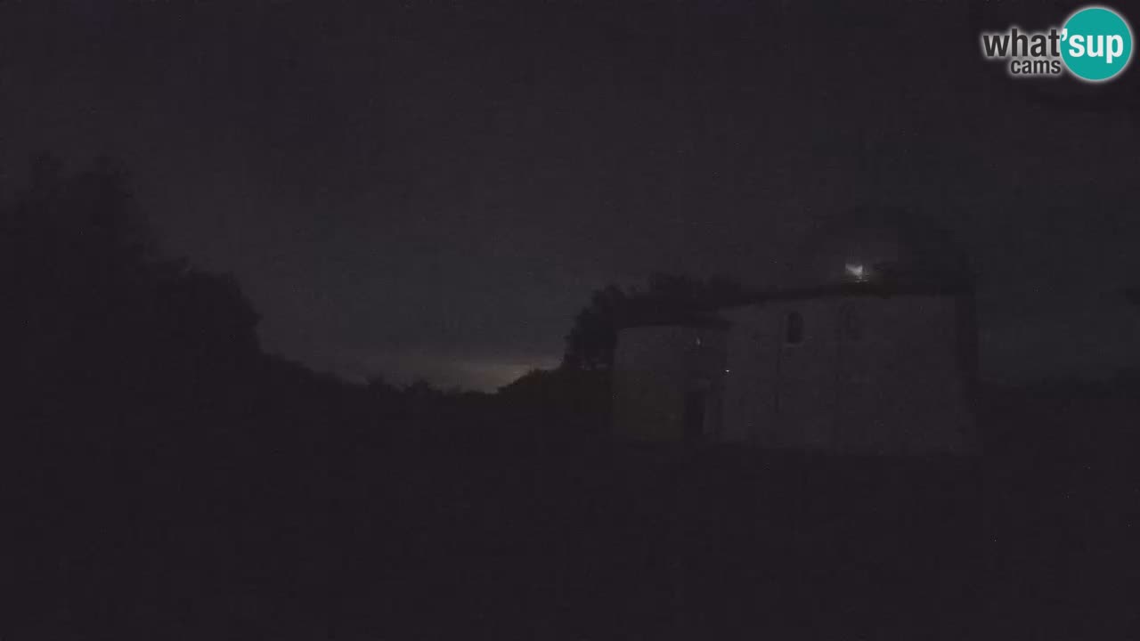 Višnjan Observatory Webcam: Gaze into the Cosmos from Istria, Croatia