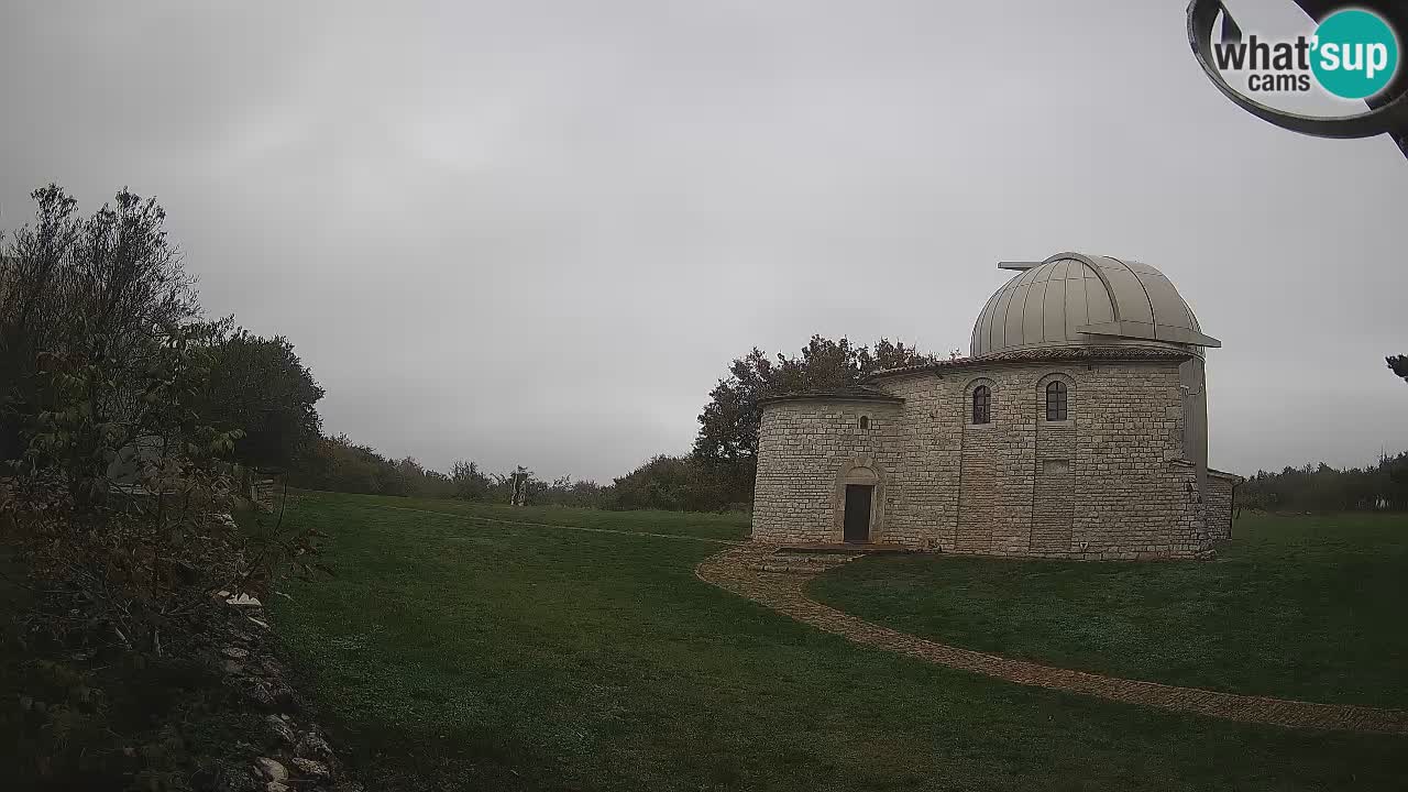 Višnjan Observatory Webcam: Gaze into the Cosmos from Istria, Croatia