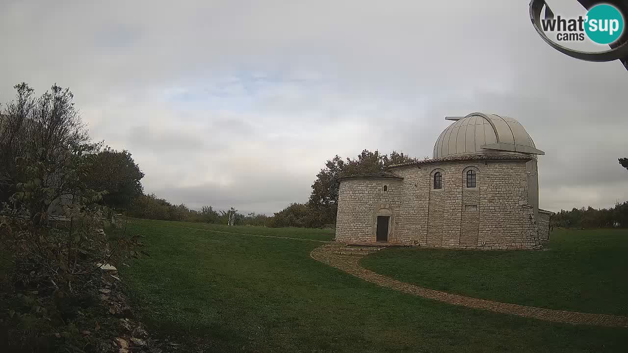 Višnjan Observatory Webcam: Gaze into the Cosmos from Istria, Croatia