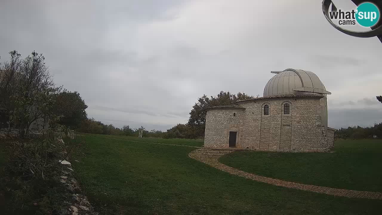 Višnjanska observatorijska spletna kamera: Opazujte vesolje iz Istre, Hrvaška