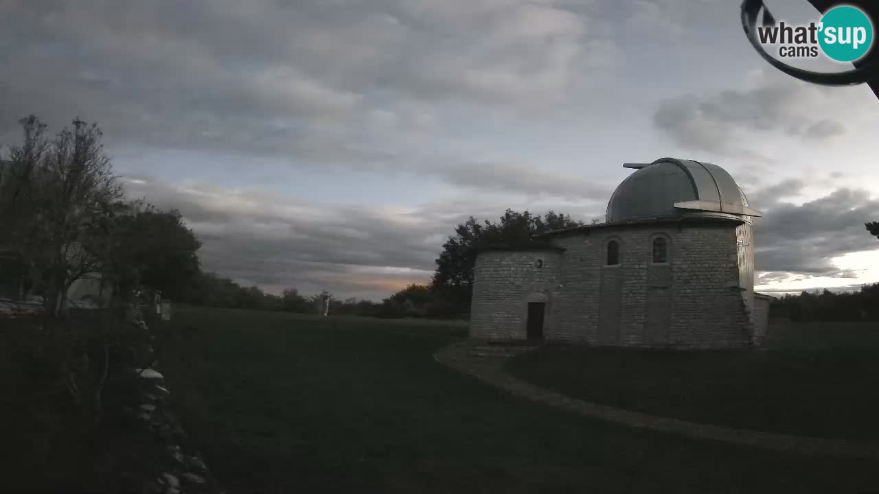 Višnjanska observatorijska spletna kamera: Opazujte vesolje iz Istre, Hrvaška