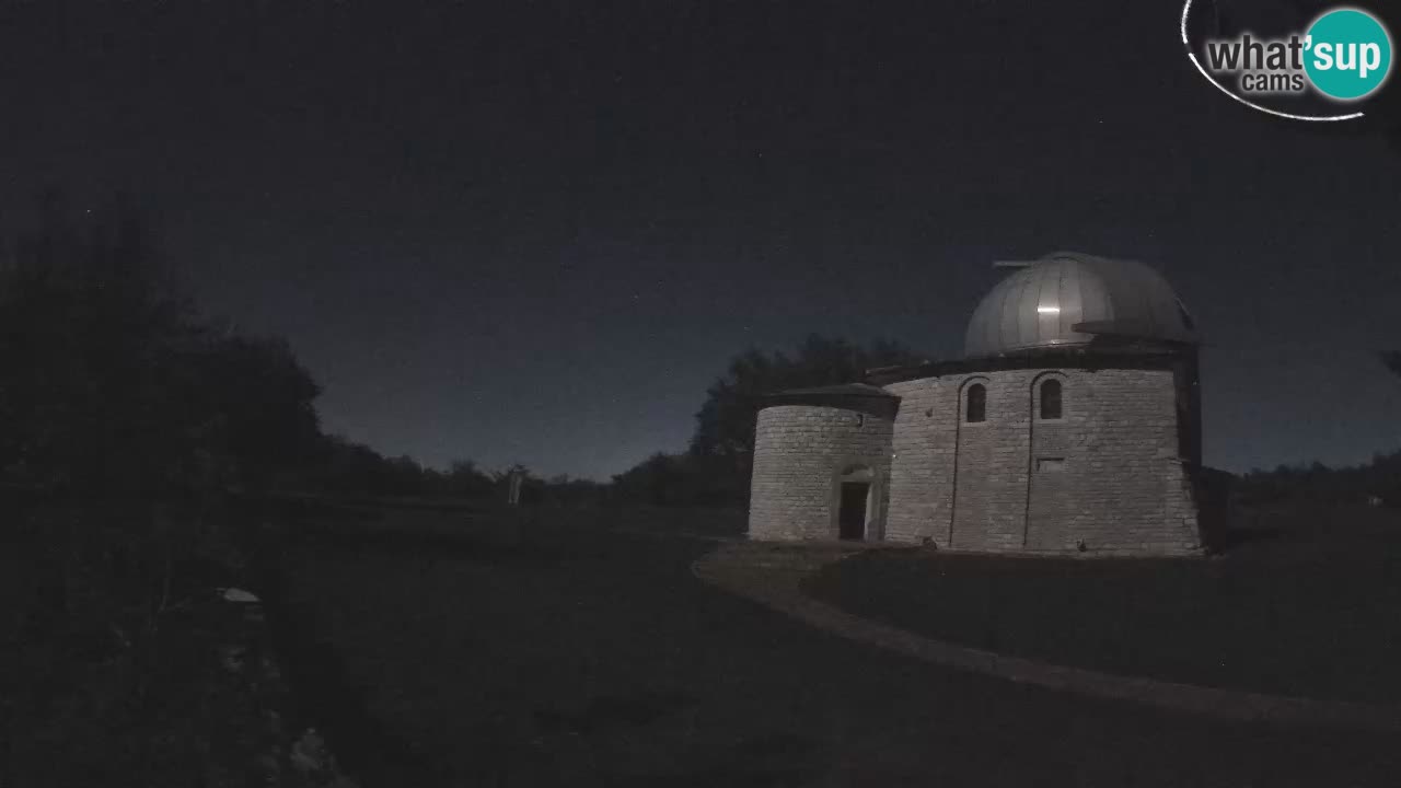 Višnjan Observatory Webcam: Gaze into the Cosmos from Istria, Croatia