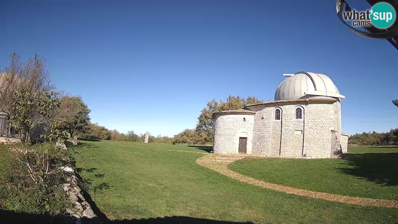 Višnjan Observatory Webcam: Gaze into the Cosmos from Istria, Croatia