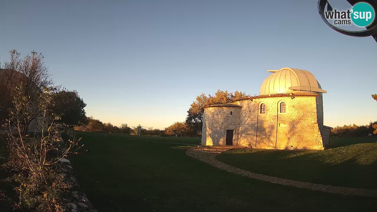 Višnjan Observatory Webcam: Gaze into the Cosmos from Istria, Croatia