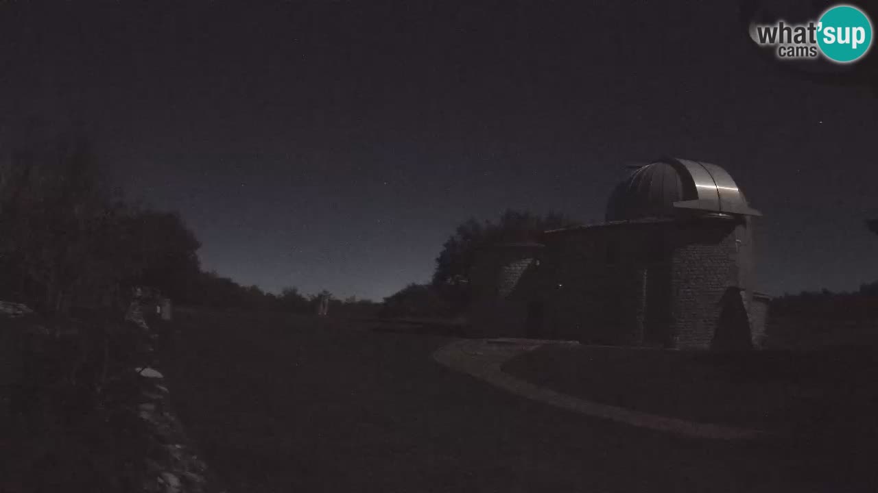 Višnjan Observatory Webcam: Gaze into the Cosmos from Istria, Croatia
