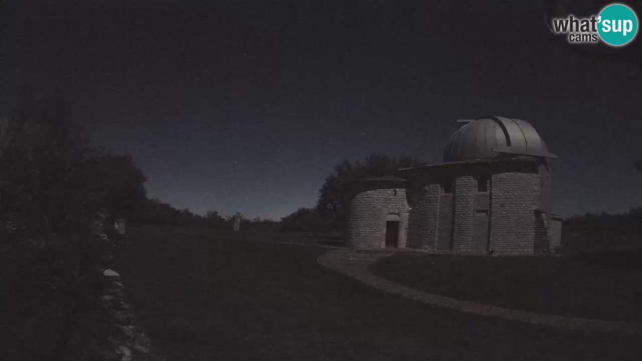 Webcam de l’Observatoire de Višnjan: Plongez dans le cosmos depuis l’Istrie, Croatie