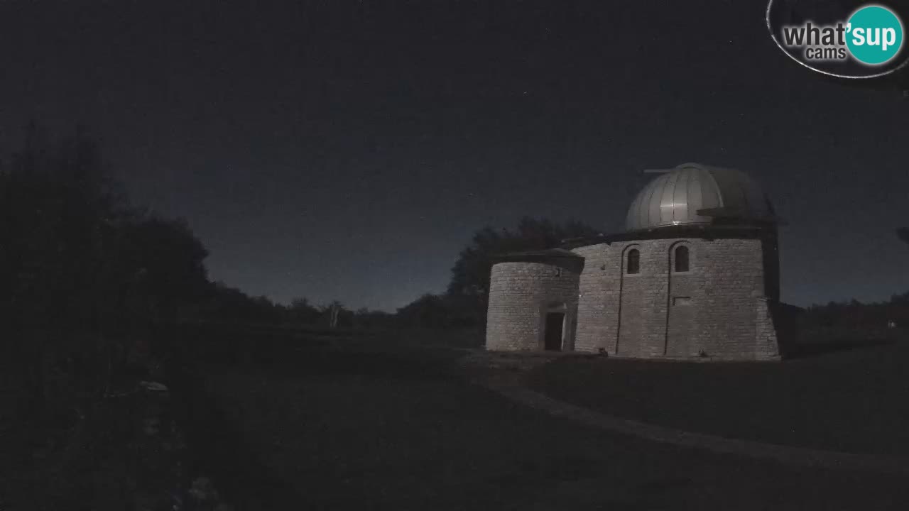Webcam de l’Observatoire de Višnjan: Plongez dans le cosmos depuis l’Istrie, Croatie