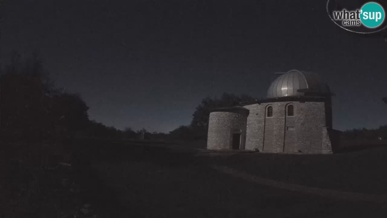 Višnjanska observatorijska spletna kamera: Opazujte vesolje iz Istre, Hrvaška