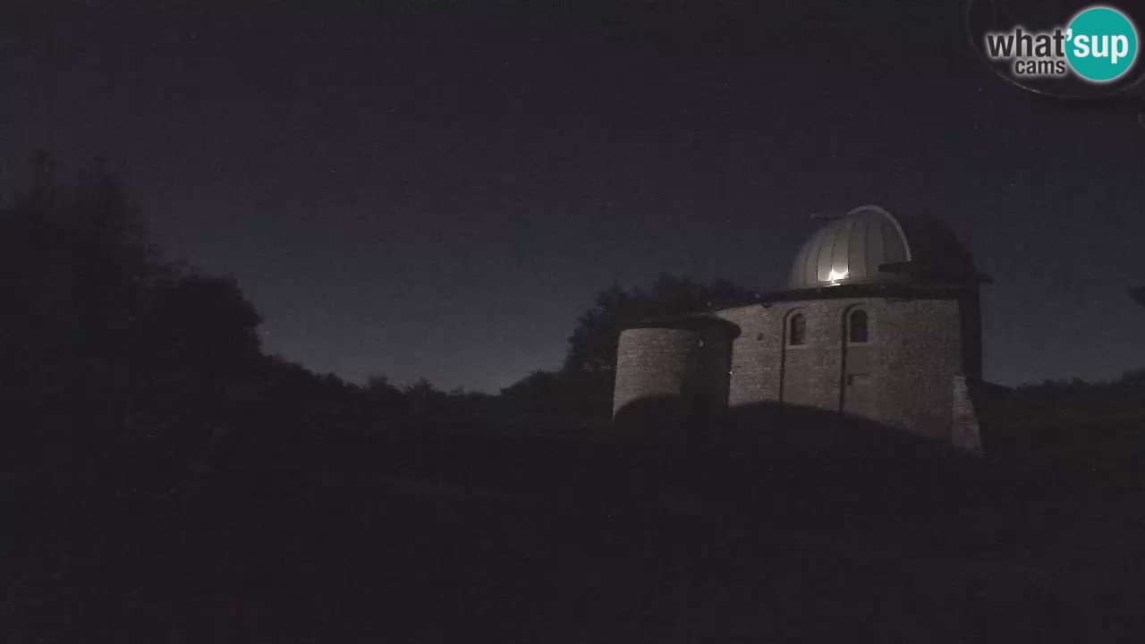 Višnjan Observatory Webcam: Gaze into the Cosmos from Istria, Croatia