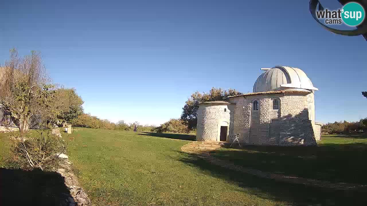 Višnjan Observatory Webcam: Gaze into the Cosmos from Istria, Croatia