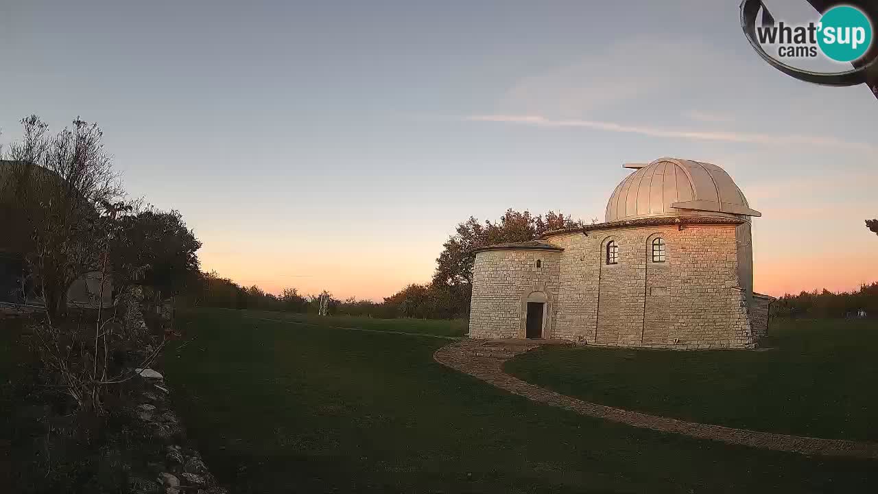 Višnjan Observatory Webcam: Gaze into the Cosmos from Istria, Croatia