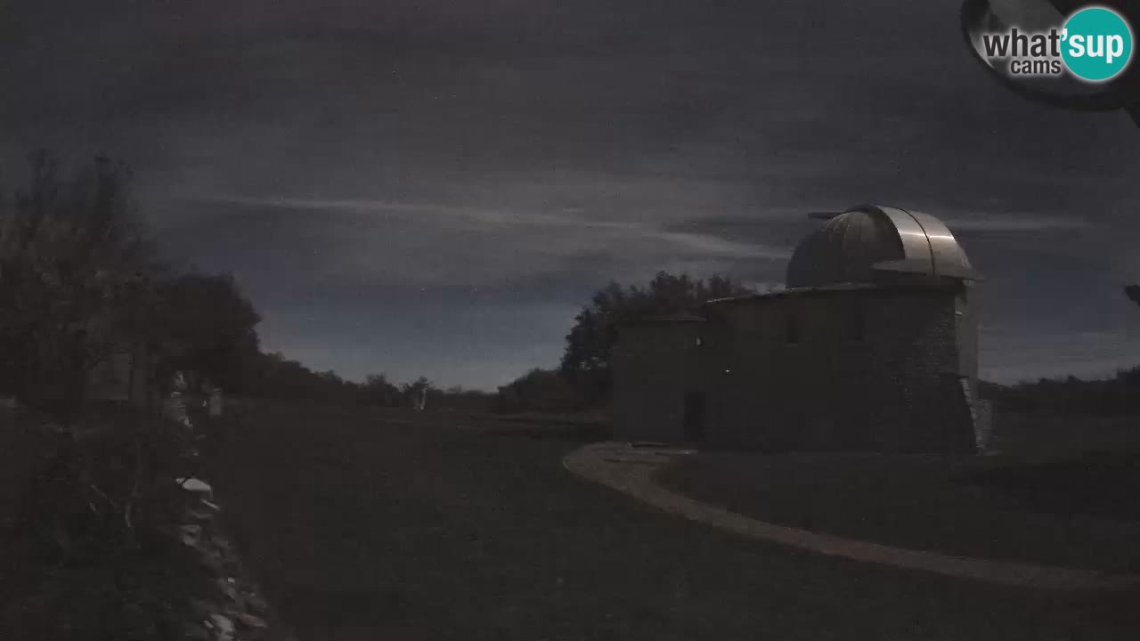 Webcam de l’Observatoire de Višnjan: Plongez dans le cosmos depuis l’Istrie, Croatie