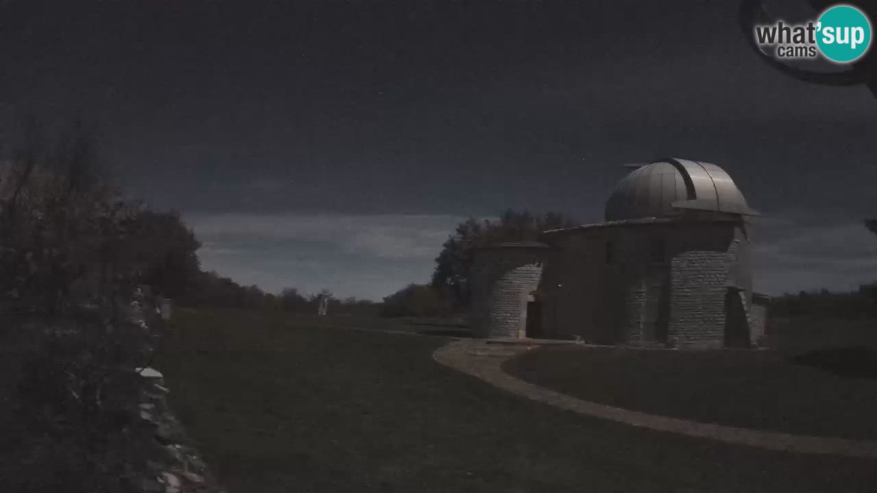 Webcam de l’Observatoire de Višnjan: Plongez dans le cosmos depuis l’Istrie, Croatie