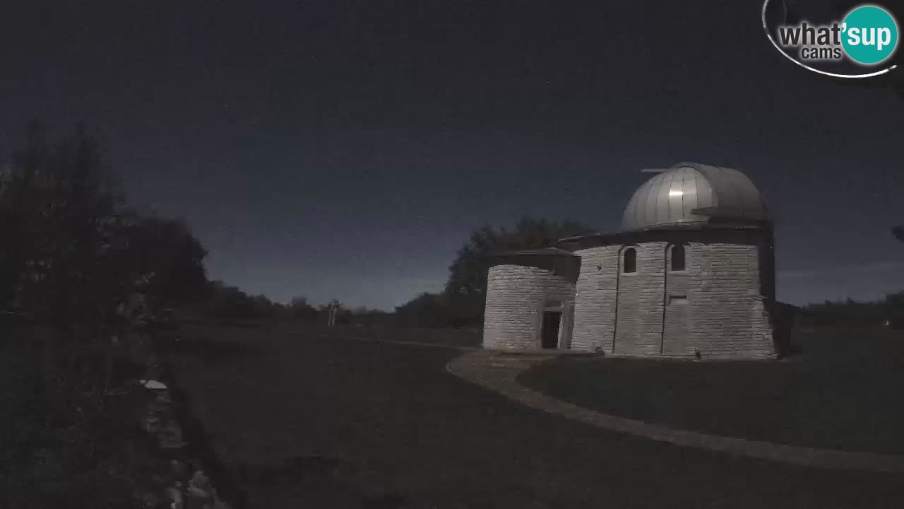 Webcam de l’Observatoire de Višnjan: Plongez dans le cosmos depuis l’Istrie, Croatie
