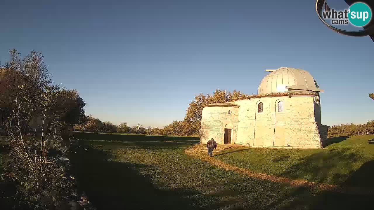 Webcam de l’Observatoire de Višnjan: Plongez dans le cosmos depuis l’Istrie, Croatie