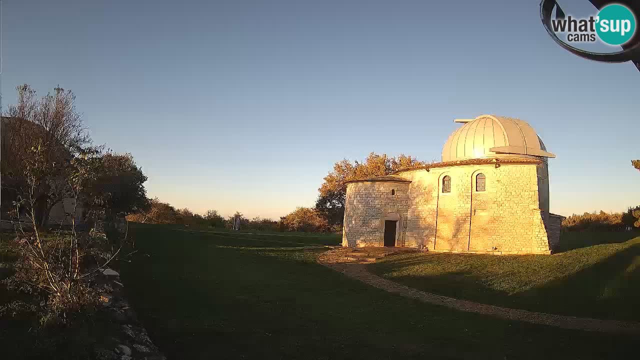 Webcam de l’Observatoire de Višnjan: Plongez dans le cosmos depuis l’Istrie, Croatie